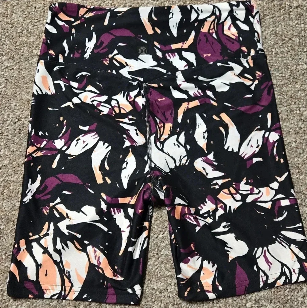 Abstract print biker shorts